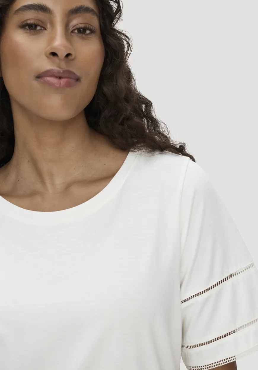 hessnatur Bohemian Lace-T-Shirt Oversize aus reiner Bio-Baumwolle von|Damen Shirts & Tops