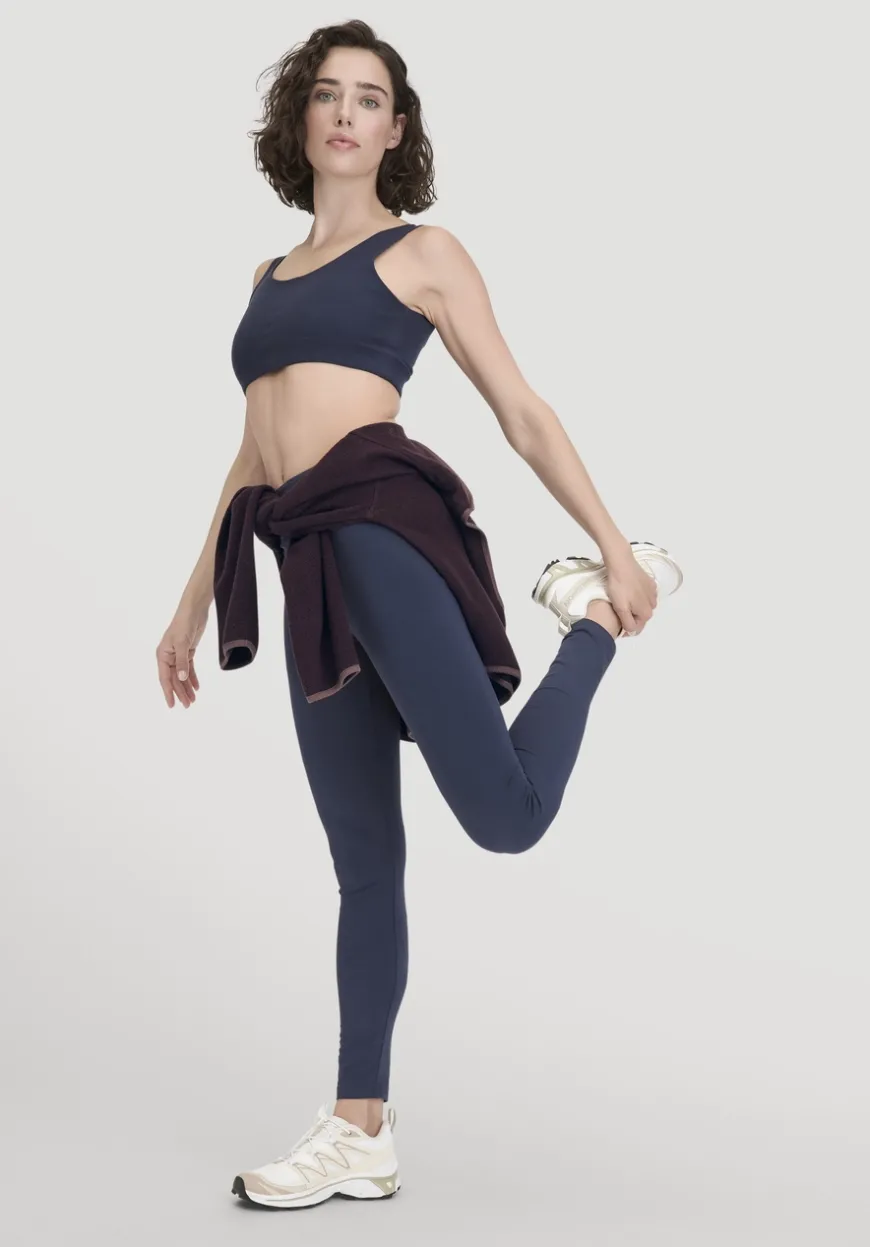hessnatur Bustier ACTIVE LIGHT aus Bio-Baumwolle von|Damen Shirts & Tops|Yoga & Activewear