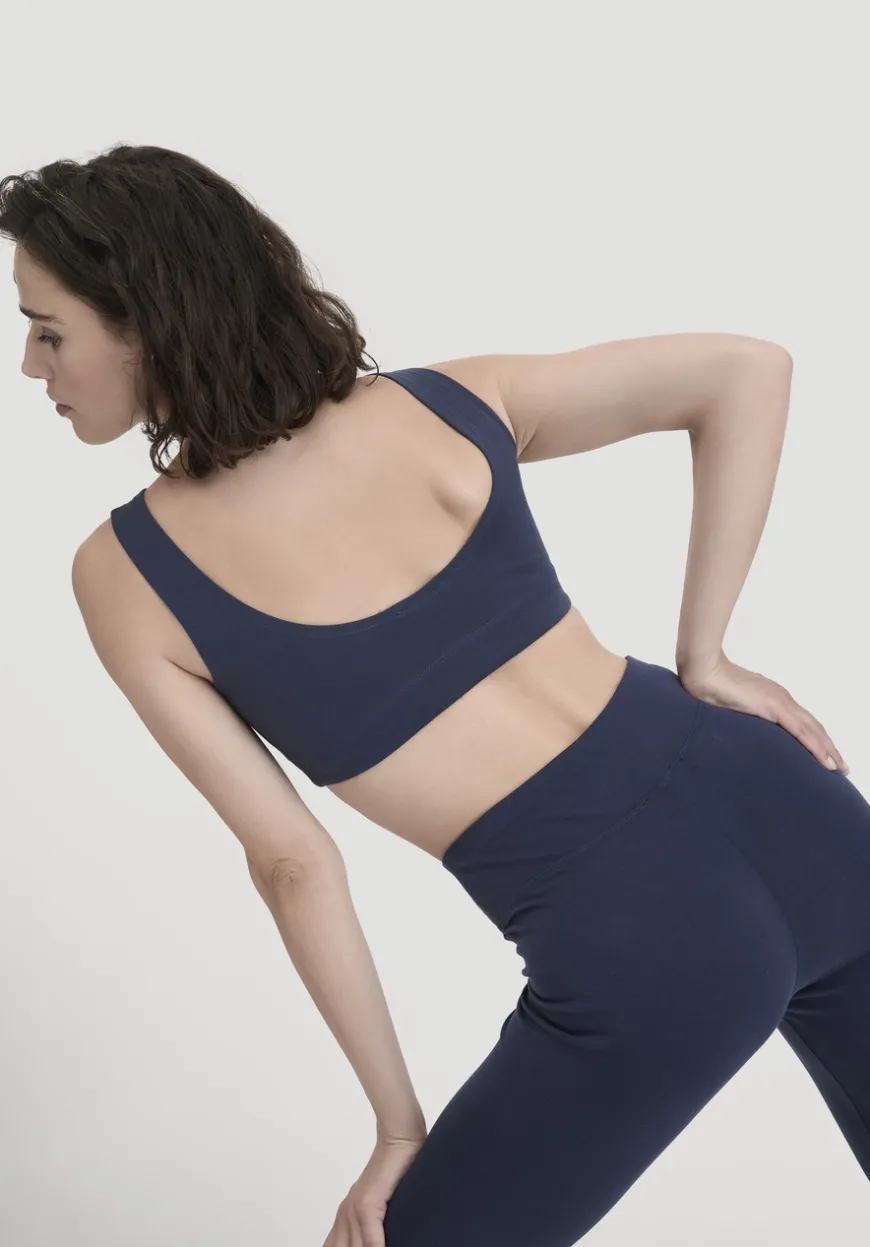 hessnatur Bustier ACTIVE LIGHT aus Bio-Baumwolle von|Damen Shirts & Tops|Yoga & Activewear