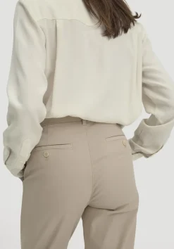 hessnatur Chino Straight Leg Regular aus Bio-Baumwolle von|Damen Hosen & Shorts|T-Shirts