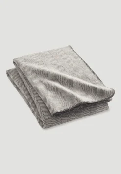 hessnatur Decke MERLE aus reiner Bio-Baumwolle von| Wolldecken & Plaids