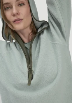 hessnatur Fleece Hoodie Relaxed ACTIVE LIGHT aus reiner Bio-Baumwolle von|Damen Sweatshirts|Fleece