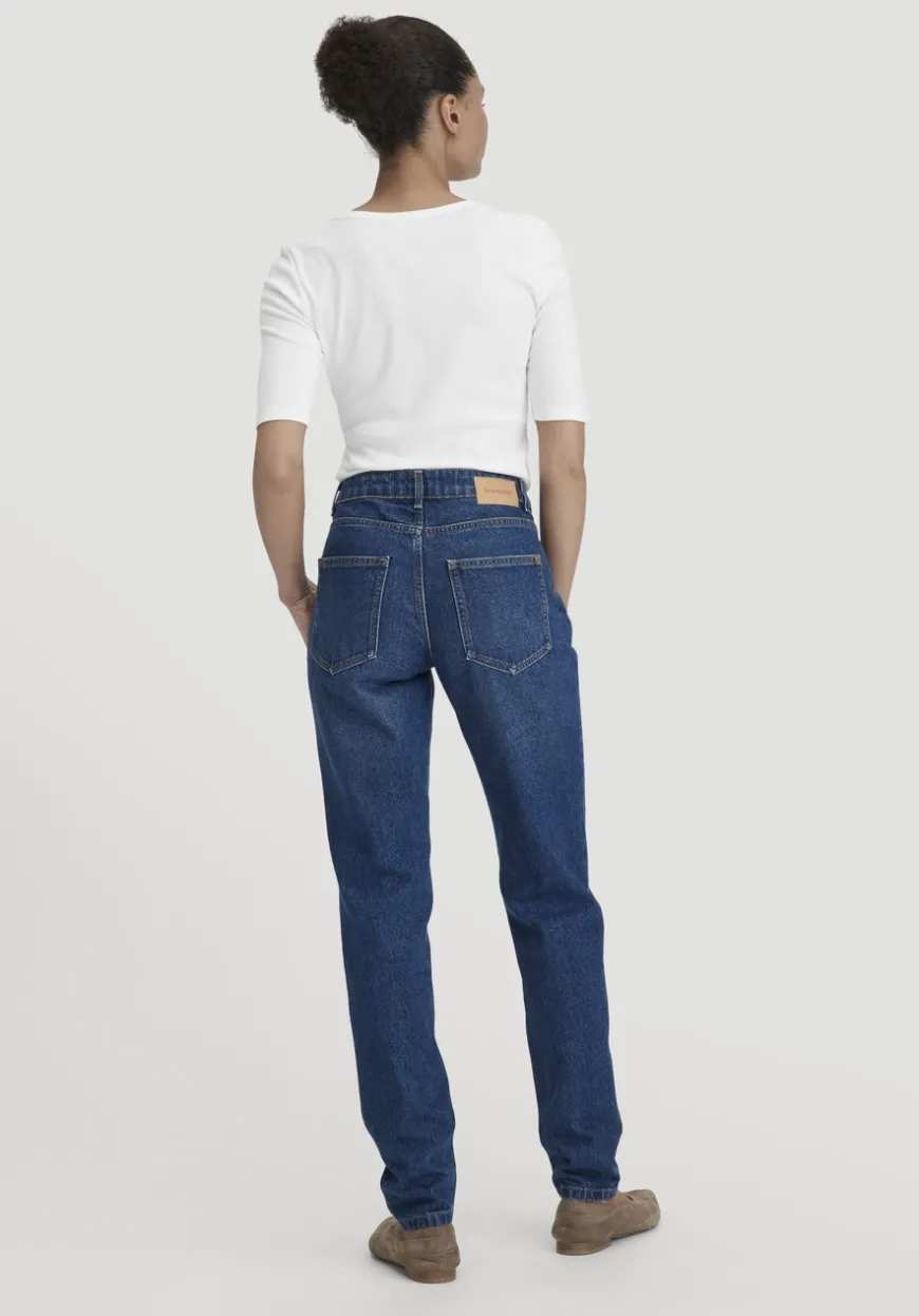 hessnatur Jeans HANNA Mom High Rise aus reinem Bio-Denim von|Damen Jeans