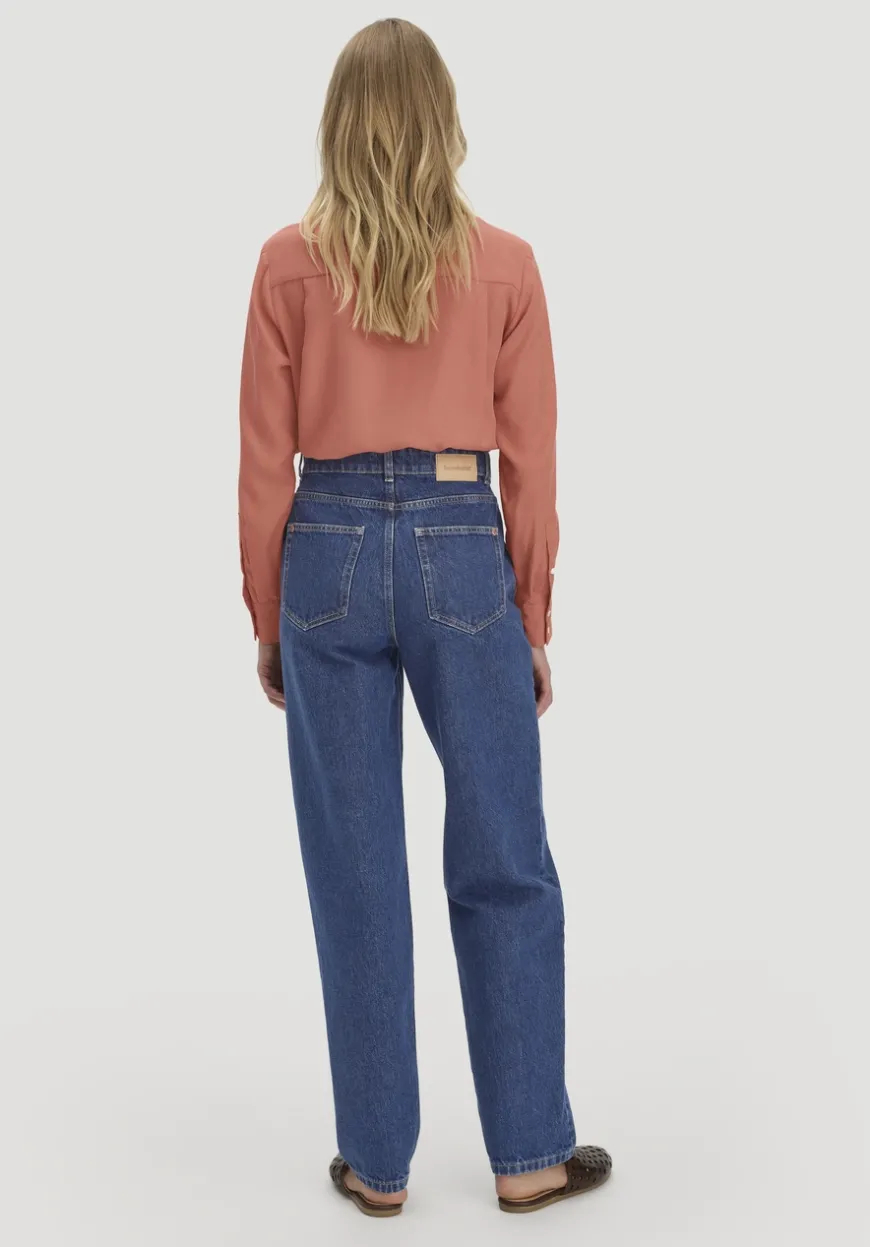 hessnatur Jeans NIVA Tapered Leg aus reiner Bio-Baumwolle von|Damen Jeans