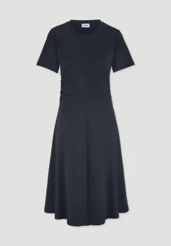 hessnatur Jersey Kleid Kniebedeckend Slim aus reiner Bio-Baumwolle von|Damen Kleider & Röcke