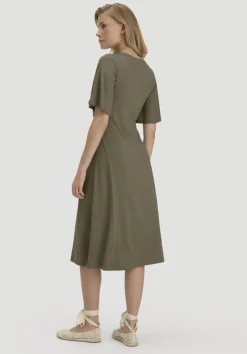 hessnatur Jersey Kleid Kniebedeckend Slim aus TENCEL™ Lyocell von|Damen Kleider & Röcke