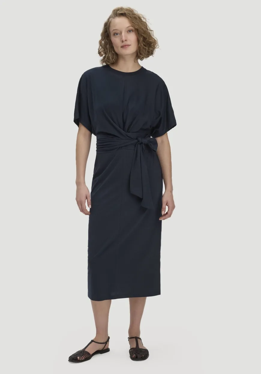 hessnatur Jersey Kleid Midi Oversize aus reiner Bio-Baumwolle von|Damen Kleider & Röcke