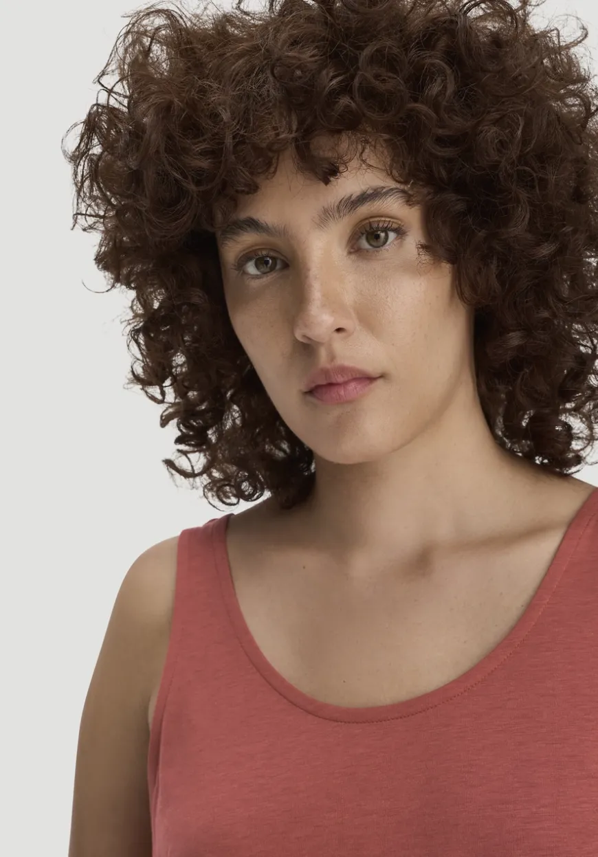 hessnatur Jersey Top Relaxed aus TENCEL™ Lyocell mit Bio-Baumwolle von|Damen Shirts & Tops