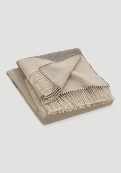 hessnatur Lambswool Plaid PIRO aus reiner Bio-Schurwolle von| Wolldecken & Plaids