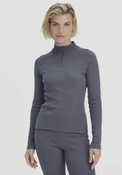 hessnatur Longsleeve Fitted BETTER RECYCLING aus Bio-Baumwolle von|Damen Shirts & Tops|Yoga & Activewear
