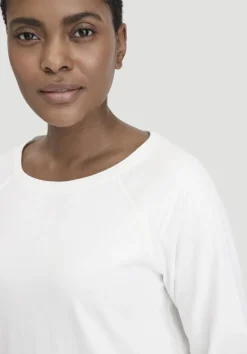 hessnatur Longsleeve Relaxed aus reiner Bio-Baumwolle von|Damen Shirts & Tops