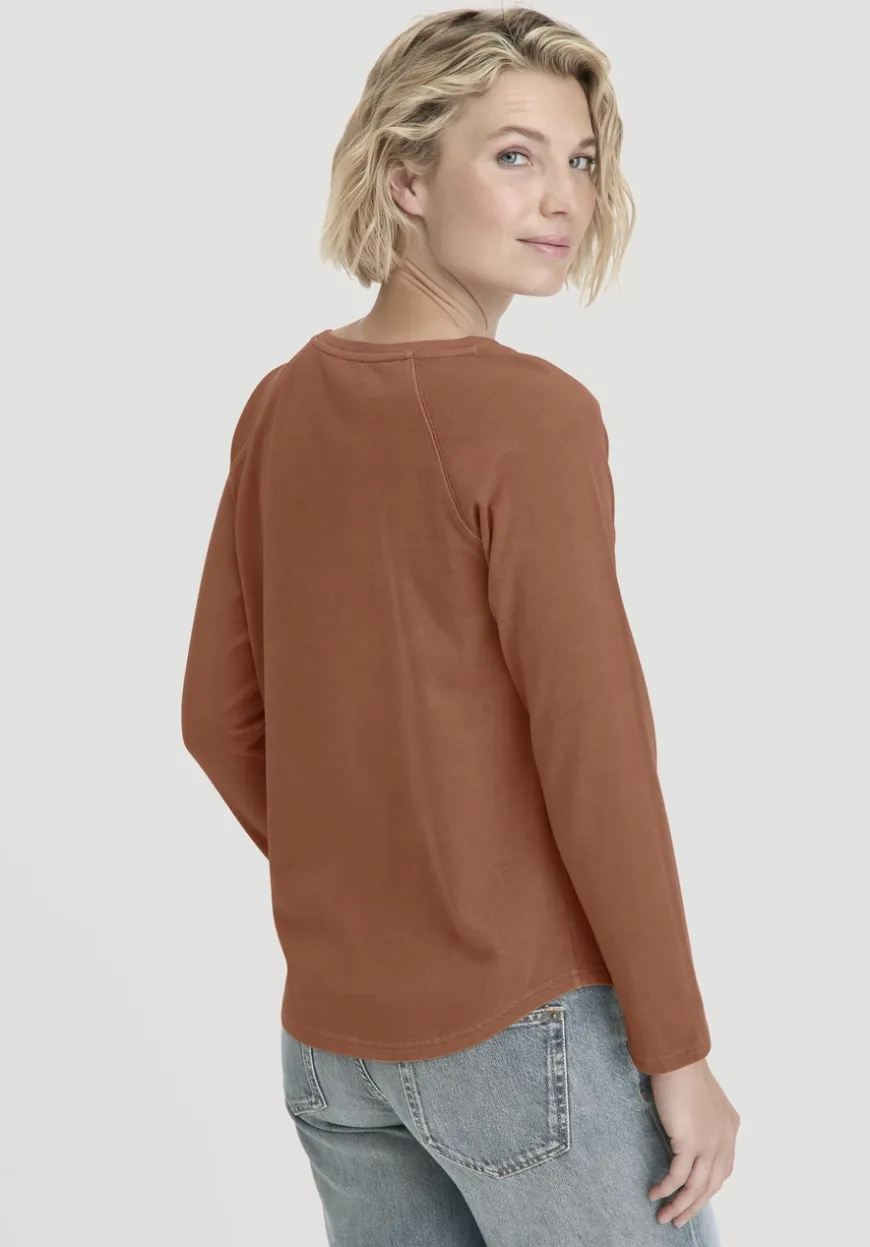 hessnatur Longsleeve Relaxed aus reiner Bio-Baumwolle von|Damen Shirts & Tops