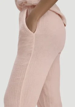 hessnatur Musselin Schlafhose Regular PURE COMFORT aus reiner Bio-Baumwolle von|Damen Nachtwäsche|Nachtwäsche