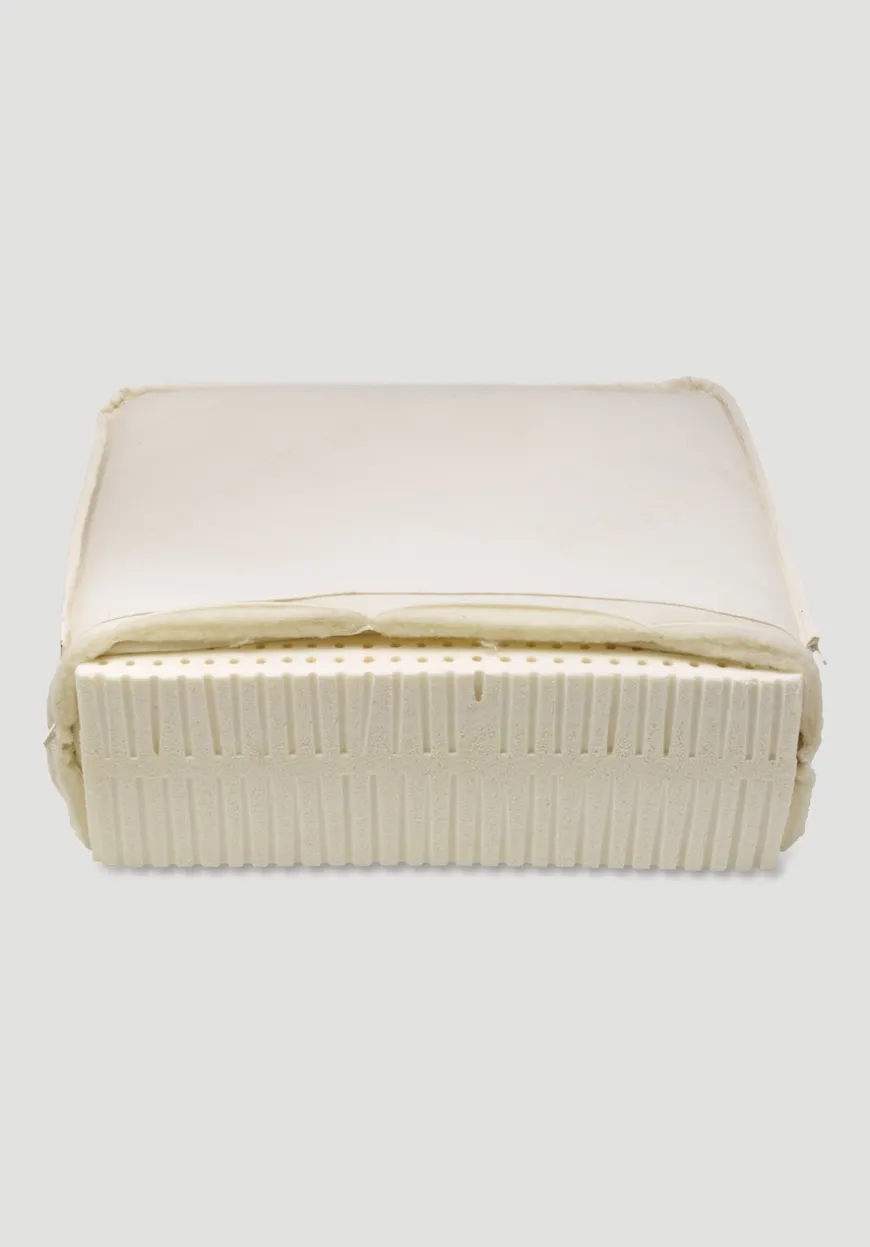 hessnatur Naturlatex-Matratze PREMIUM von| Matratzen & Co