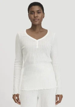 hessnatur Pointelle Henley Schlafshirt PURE COTTON aus reiner Bio-Baumwolle von|Damen Nachtwäsche|Nachtwäsche