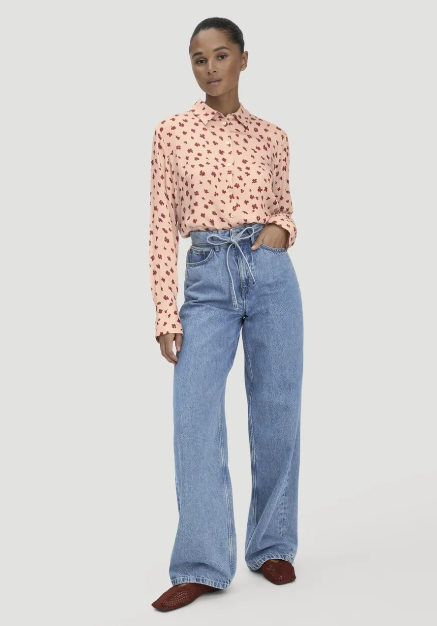 hessnatur Print Bluse Relaxed aus reiner LENZING™ ECOVERO™ Viskose von|Damen Blusen