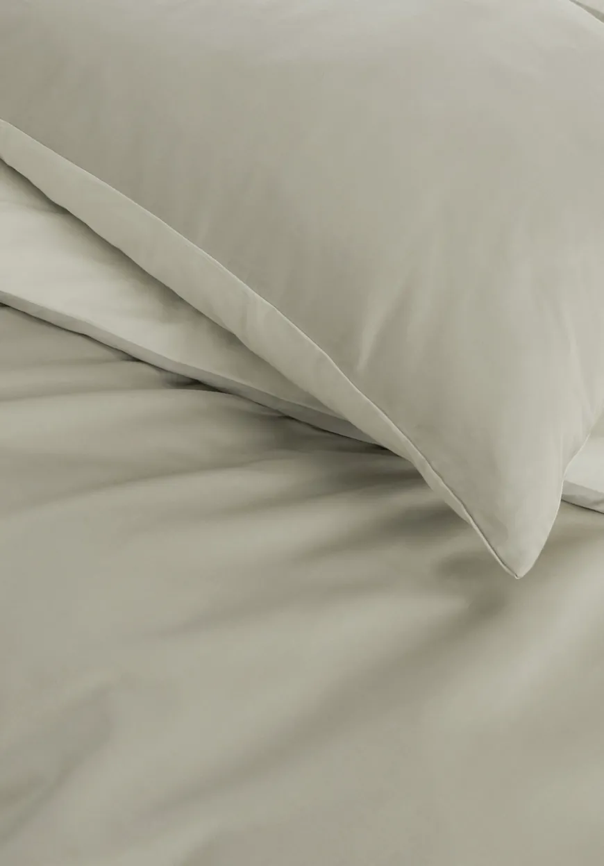 hessnatur Satin Wende Bettwäsche Set aus reiner Bio-Baumwolle von| Bettwäsche