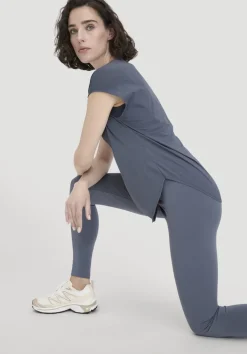 hessnatur Shirt Relaxed ACTIVE LIGHT aus reiner Bio-Baumwolle von|Damen Shirts & Tops|Yoga & Activewear