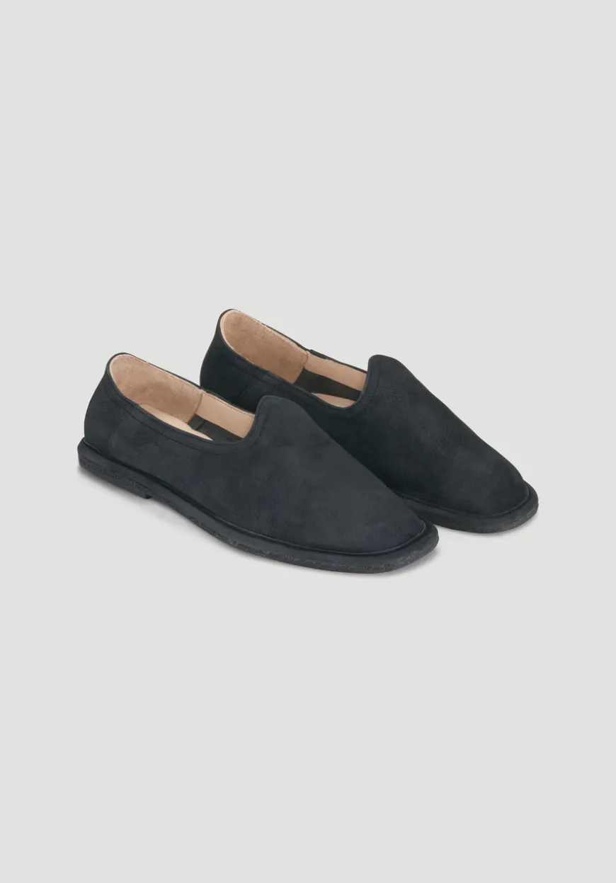 hessnatur Slipper aus chromfrei gegerbtem Nubuk-Leder von|Damen Schuhe
