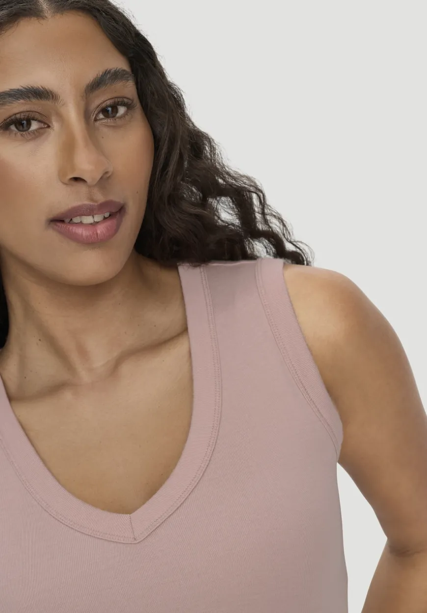 hessnatur Softrib Top Fitted aus Bio-Baumwolle und TENCEL™ Modal von|Damen Shirts & Tops