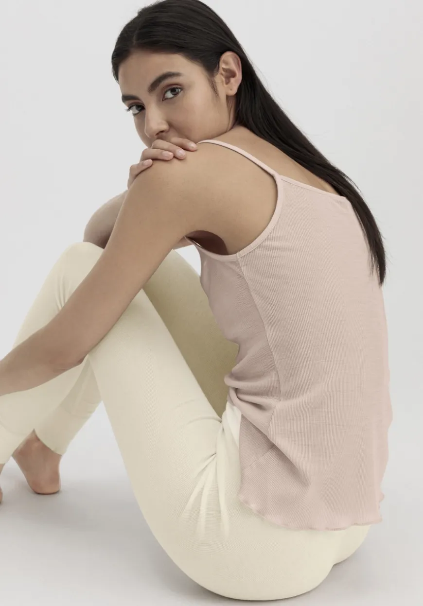 hessnatur Spaghetti Top Fitted WARM TOUCH aus Bio-Merinowolle und TENCEL™ Lyocell von|Damen Merino-Funktionswäsche|Merino-Funktionswäsche