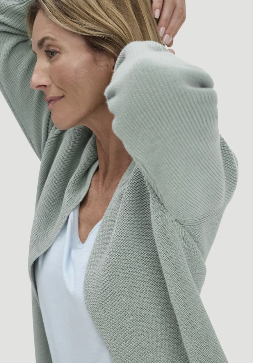 hessnatur Strick Jacke Regular aus reiner Bio-Baumwolle von|Damen Strickjacken
