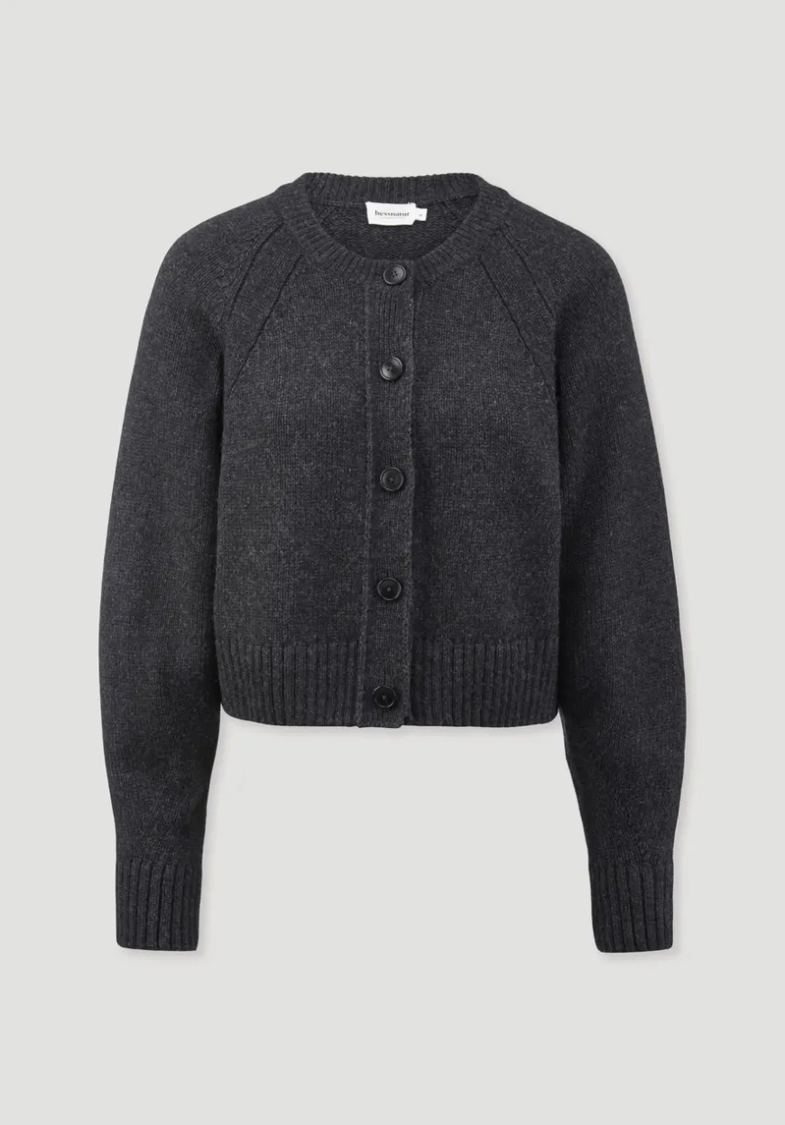 hessnatur Strick Jacke Relaxed Cropped aus Bio-Merinowolle mit Bio-Baumwolle von|Damen Strickjacken