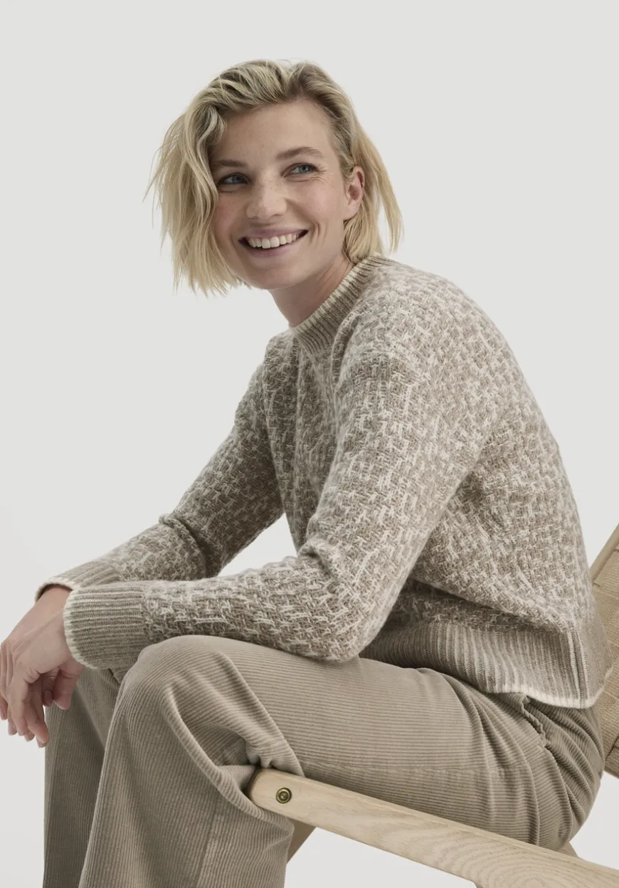 hessnatur Strick Pullover Relaxed BETTER RECYCLING aus reiner Bio-Merinowolle von|Damen Pullover