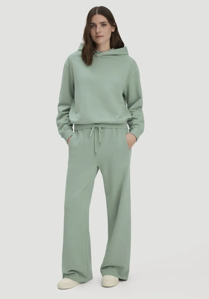 hessnatur Sweathoodie Relaxed aus Bio-Baumwolle von|Damen Sweatshirts|Sweat