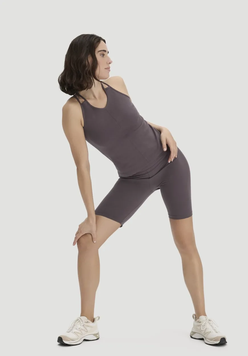 hessnatur Top Fitted ACTIVE COMFORT aus Bio-Baumwolle von|Damen Shirts & Tops|Yoga & Activewear