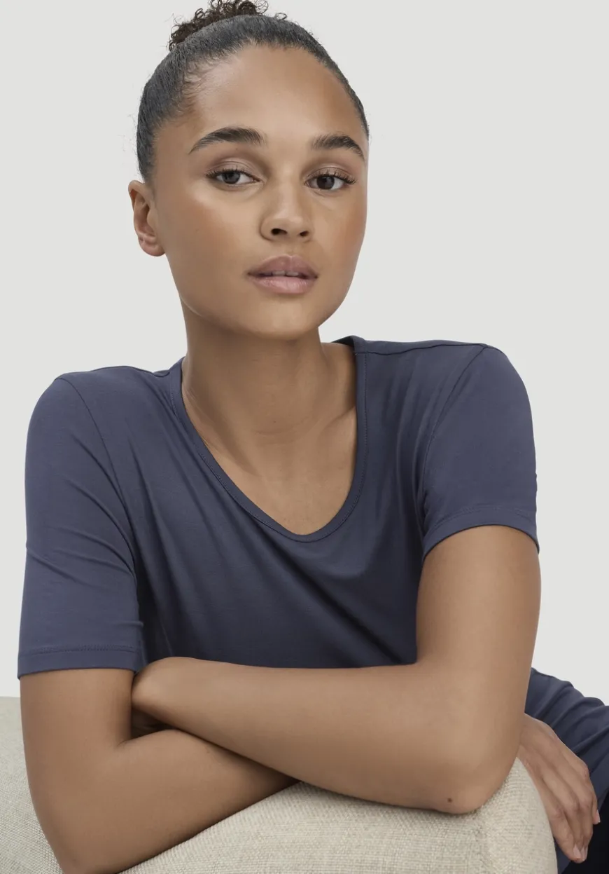 hessnatur T-Shirt PURE FLOW aus TENCEL™ Modal von|Damen Unterhemden|Unterhemden