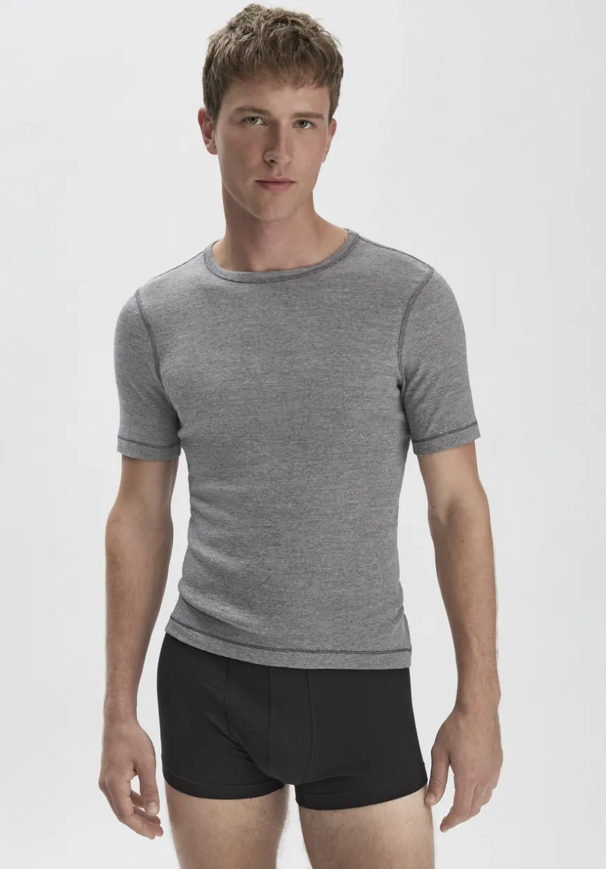 hessnatur T-Shirt PURE FUNCTION mit Bio-Merinowolle und Seide von|Herren Oberteile|Unterhemden