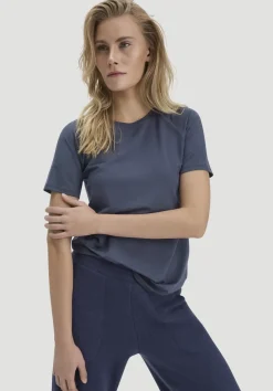 hessnatur T-Shirt Regular ACTIVE COMFORT aus TENCEL™ Lyocell von|Damen Shirts & Tops|Yoga & Activewear
