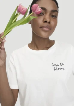 hessnatur T-Shirt Relaxed aus einer Bio-Baumwolle von|Damen Shirts & Tops|T-Shirts