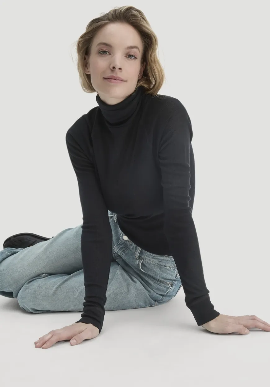 hessnatur Wolle-Mix Longlseeve Fitted aus Bio-Merinowolle und TENCEL™ Lyocell von|Damen Shirts & Tops