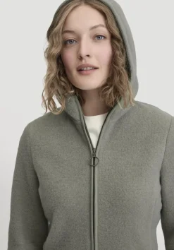 hessnatur Wollfleece Kapuzen-Jacke Regular aus Bio-Merinowolle und Bio-Baumwolle von|Damen Jacken & Mäntel|Fleece