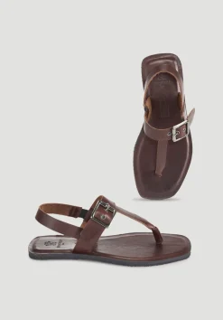 hessnatur Zehentrenner Sandale aus chromfrei gegerbtem Leder von|Damen Schuhe
